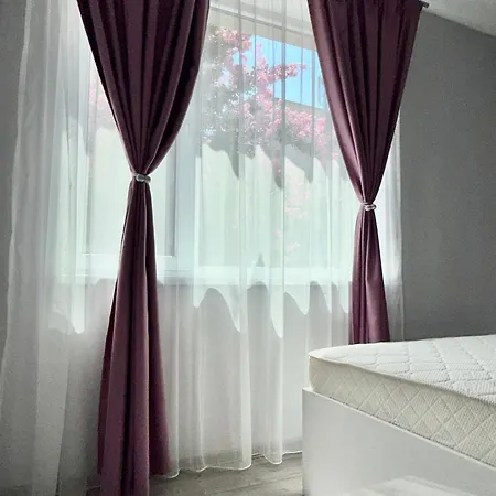 Si Homes, Cozy Apartment, Covered Parking, Fast Wi-fi Διαμέρισμα