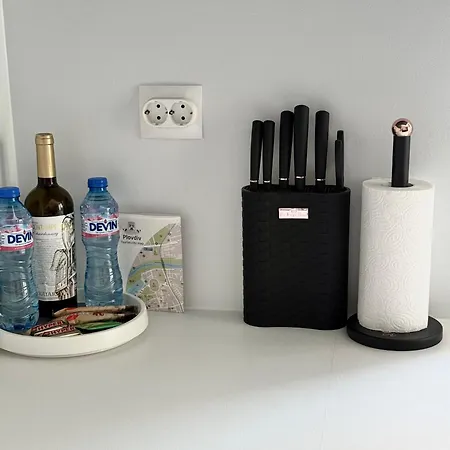 Si Homes, Cozy Apartment, Covered Parking, Fast Wi-fi Διαμέρισμα *